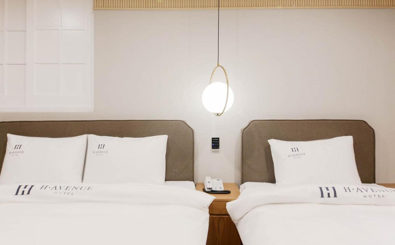 H Avenue Hotel In Gyeongju Ngoại thất bức ảnh